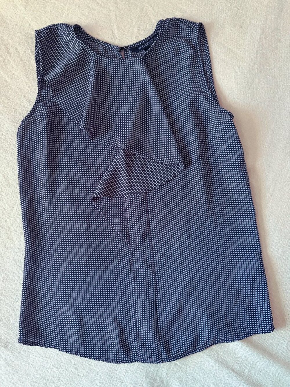 Eva Longoria Sleeveless Blouse